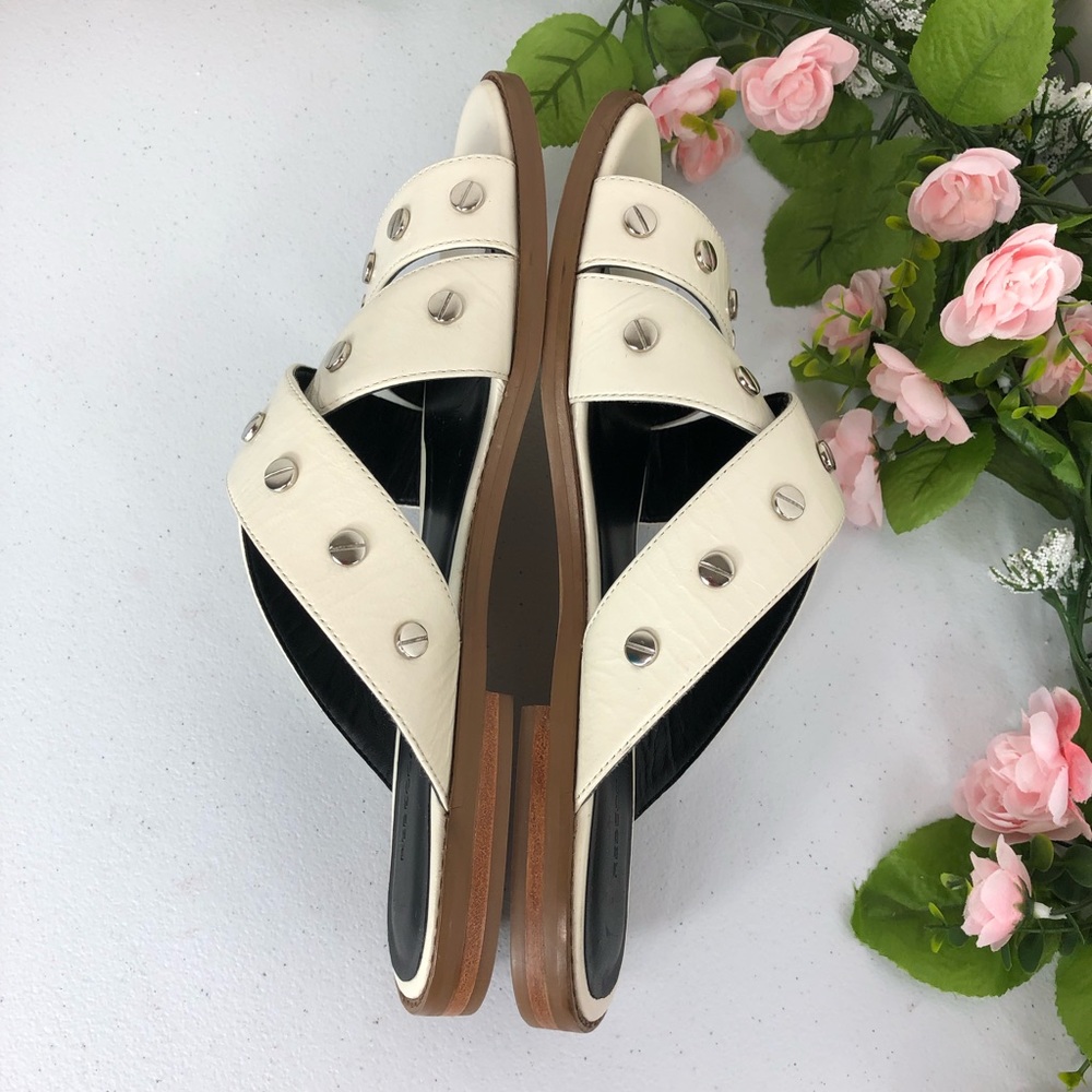 Rebecca Minkoff white slip on sandals size 8.5M - Picture 4 of 8